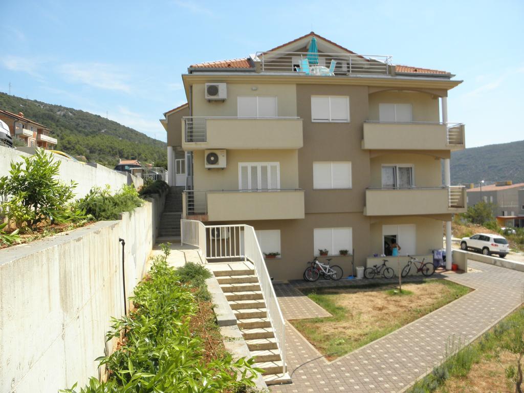 Apartments Mara Cres Habitación foto
