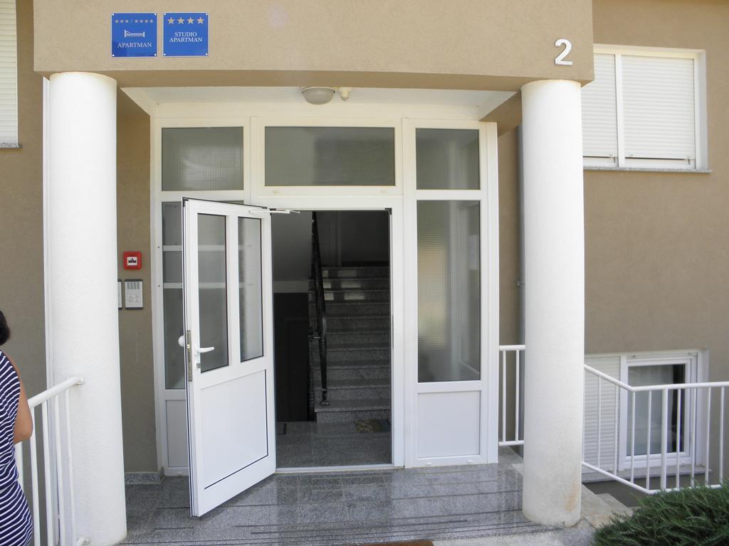 Apartments Mara Cres Habitación foto