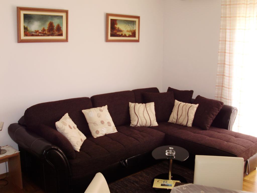 Apartments Mara Cres Habitación foto