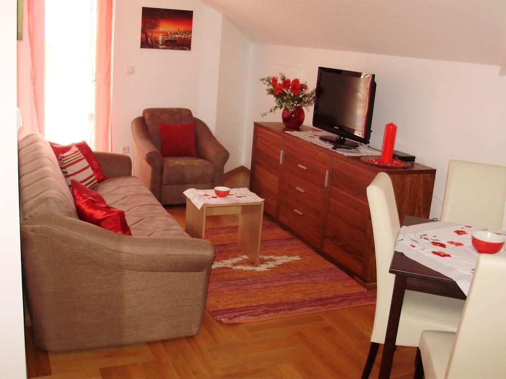 Apartments Mara Cres Habitación foto